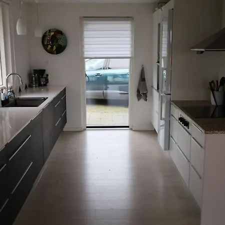 Hus Pa Strandvejen *