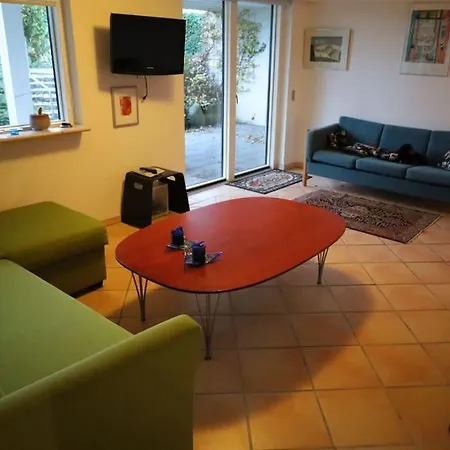 Hus Pa Strandvejen *